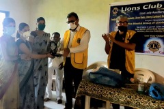 Donation-of-two-sewing-machines